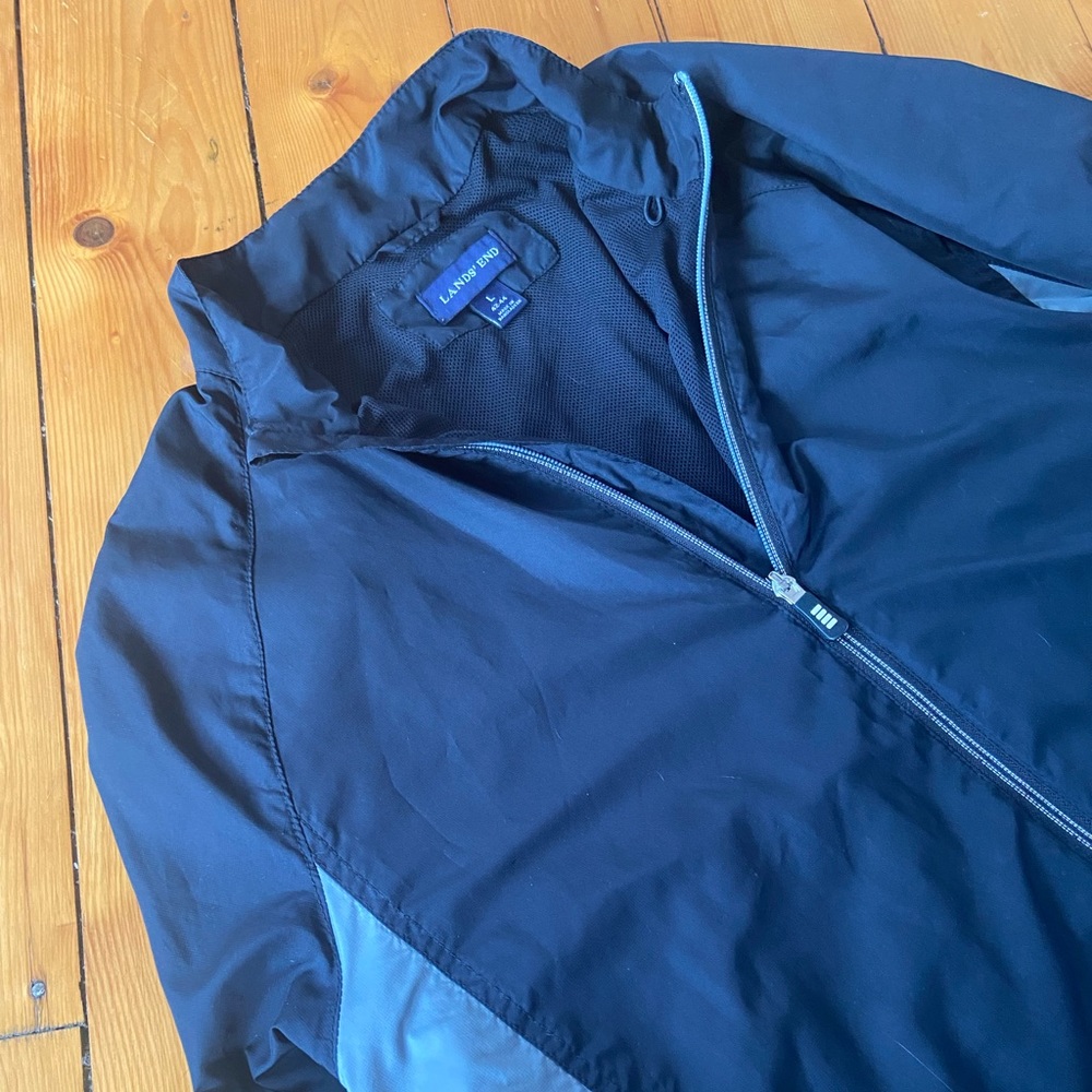 Land’s End Lightweight Windbreaker Jacket!